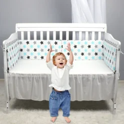 Baby Bettumrandung Nestchen Babybett Umrandungen Bettnestchen Kopfschutz Für Kinderbett Beistellbett Gitterbett 130x30 Cm (Weiß) -Babyprodukte Geschäft 86bcbe43478366f9a6e18b3fd5b6bd06