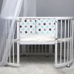 Baby Bettumrandung Nestchen Babybett Umrandungen Bettnestchen Kopfschutz Für Kinderbett Beistellbett Gitterbett 130x30 Cm (Weiß) -Babyprodukte Geschäft 9251af8380d97d00745fa8d2a2c2b59c