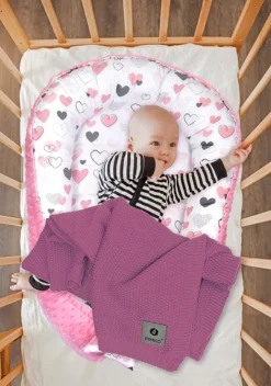 PIMKO Babynest 2seitig Minky Babynestchen Für Baby Kuschelnest Babykokon Für Säuglinge Und Neugeborene Babykissen Für Zuhause 55 X 90 Cm - ROSA Herzen -Babyprodukte Geschäft 97f2904cda6ba5e01c0704dafa253eb7