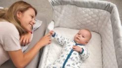 Lionelo Theo Baby Beistellbett Kinderbett In Grau Babybett Zustellbett Reisebett Bett Kind -Babyprodukte Geschäft a652395047502121144ceaaf757be596