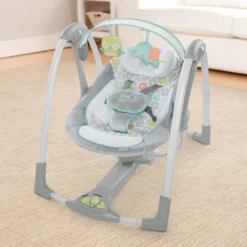 Ingenuity Swing ’n Go Portable Swing™ – Hugs & Hoots™ Schaukel; 10247 -Babyprodukte Geschäft aec2a940cbb2dae8f4ba4c9bd693f8fb