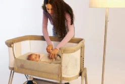 Lionelo Luna Ein Tragbares Beistellbett Mit Einer Matratze, Reisebett, Von Neugeboren Bis 9 Kg, In Der Höhe Und Der Neigung Verstellbar, 4 Rädern Mit Bremse, Befestigung Zum Elternbett -Babyprodukte Geschäft b0988eecb46a5e27eb5a206d330ac1a9