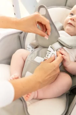 Fütterungsstuhl + Indigo Hellgrau Schwung -Babyprodukte Geschäft eb260c7625ff89c84c05b50caf4a4581