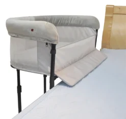 Close2Me Baby-Beistellbett Für Babys Von 0-5 Monaten (max. 9 Kg), Passend An Hohe Polsterungen Und Boxspringbett-Matratzen Von 22-26 Cm Höhe